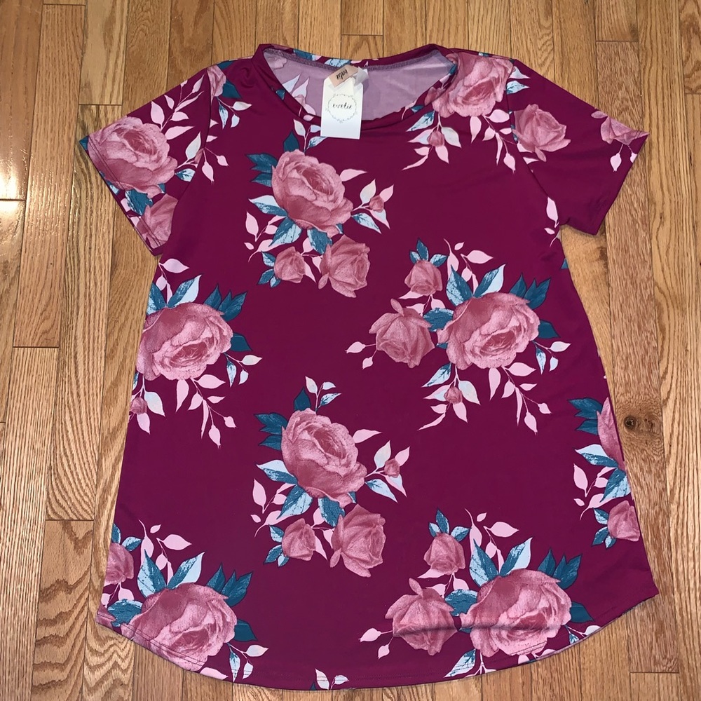 Floral tee shirt